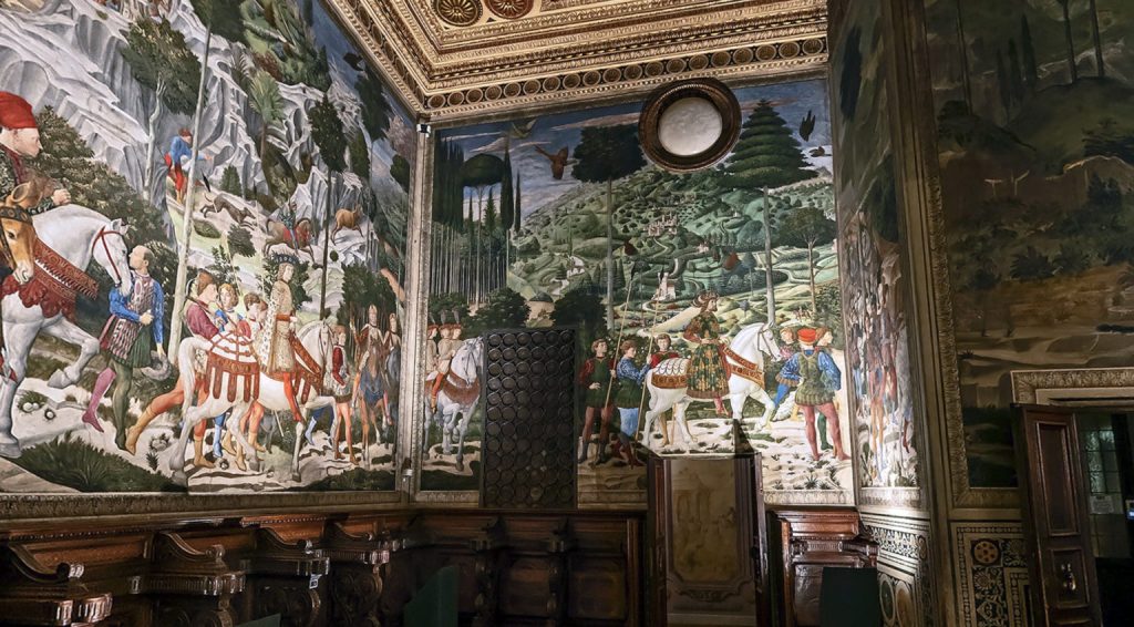 Benozzo Gozzoli, frescoes on the east and south walls, Magi Chapel, 1459, Medici Palace (Palazzo Medici, also known as the Palazzo Medici Riccardi)