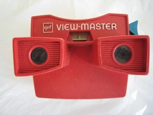 Photograph of a Viewmaster stereoscope.